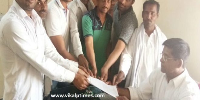 Demanding Opening Passport Service Centre Indian National Youth Congress