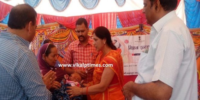 Swaraj Compaign Mission Rainbow organized Sawai Madhopur Vaccinated children pregnent mother