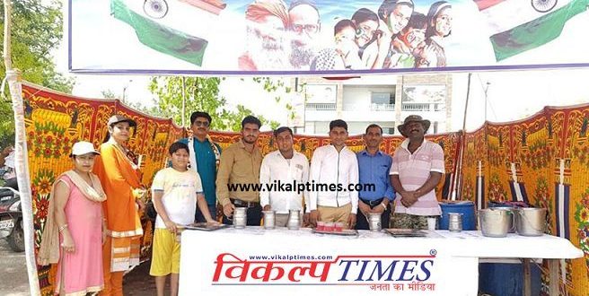 Brotherhood Communual Harmony indin army fauzi jawan Sawai Madhopur Junction