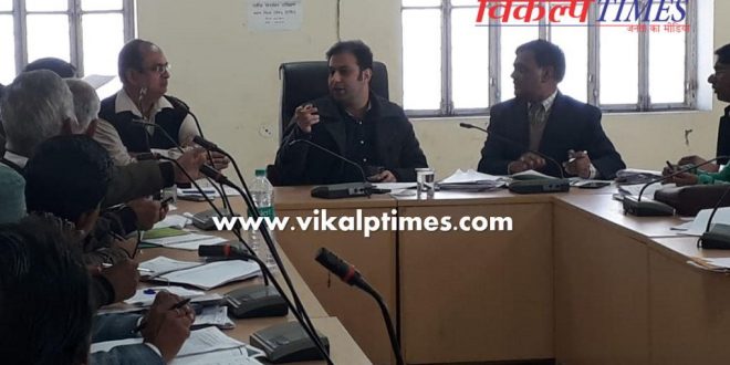 chief executive officer Meeting Context Governement Schemes