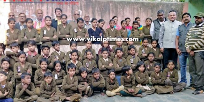 woolen distributed children Social work Sawai Madhopur