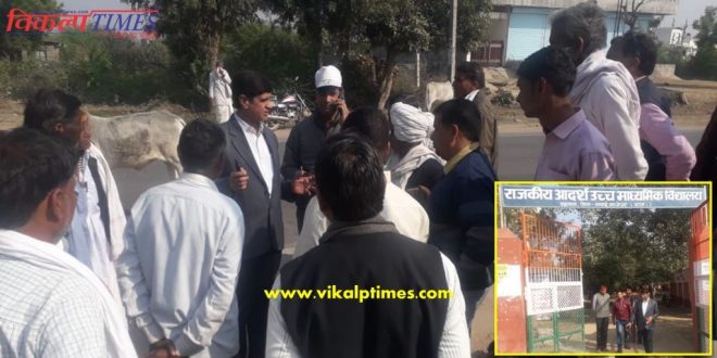 Collector inspection polling booths