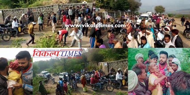 Tiger attack angry villagers traffice jam