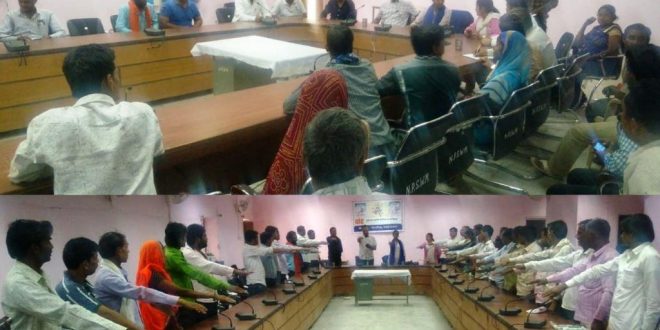 Businessmen, farmers, self-service organizations and vegetable vendors take oath 100 percent voting