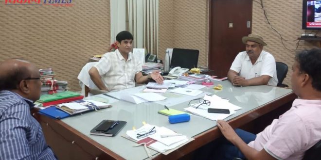 Financial assistance 10 lakhs given death wildlife attack