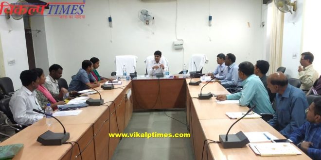 Bank executives expedite disposal deposited files banks