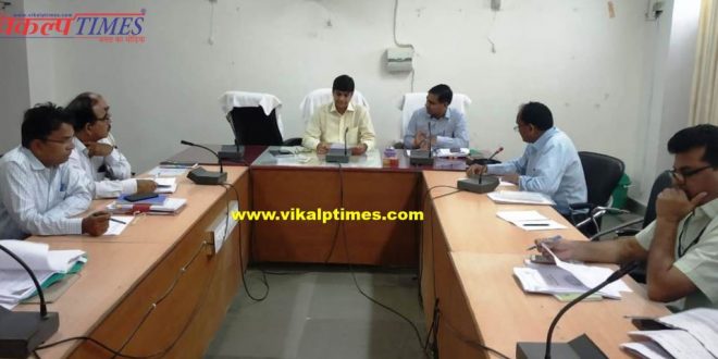 Officers work dedicatedly achieving goals Collector