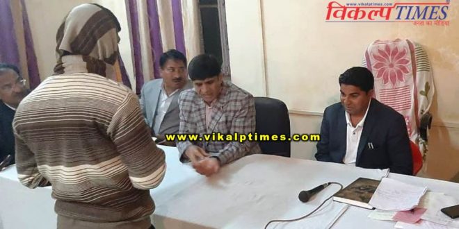 Collector listened to villagers problems night chaupal
