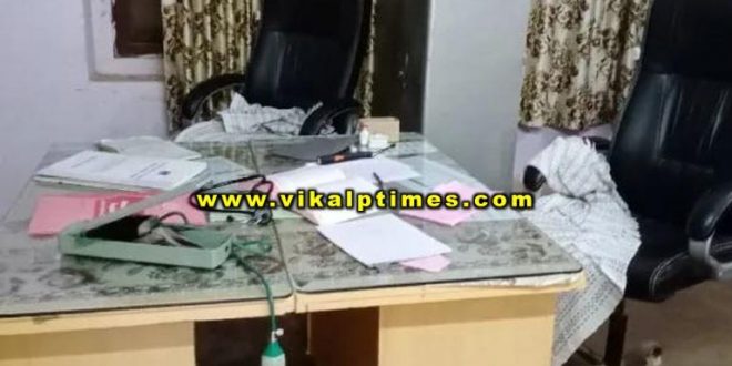 Doctor absent hospital Patient kept getting worried
