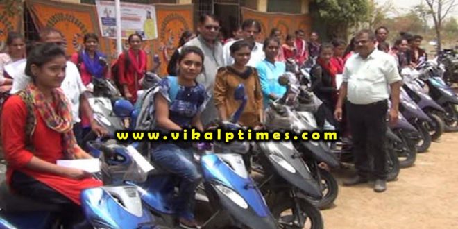 Applications invited for Scooty Incentive Scheme