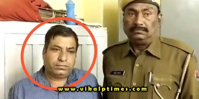 4 years imprisonment accused molesting minor girl train