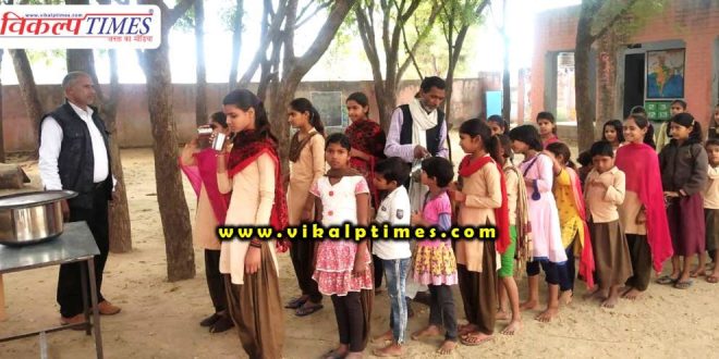 Mid day meal inspection done in schools malarna chaur