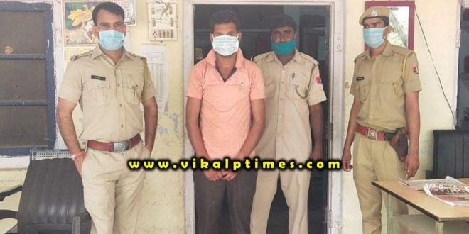 2100 rupee prize murder accused arrested