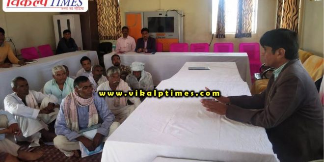 District Election Officer seen preparations panchayat electiona Khilchipur