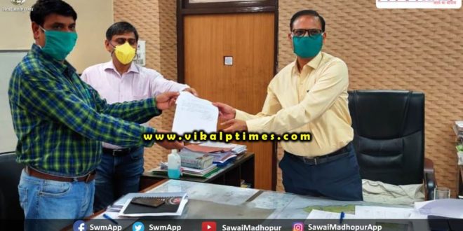 Sawai Madhopur Development officer contributed 1 lakh CM Relief Fund