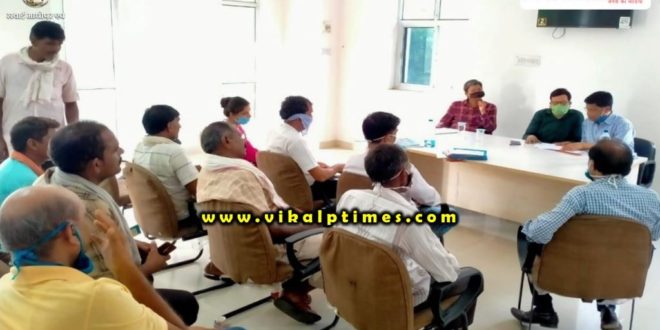 Information about government schemes to entrepreneurs, laborers
