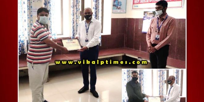 Corona Warriors honored at uphc bajariya Sawai madhopur