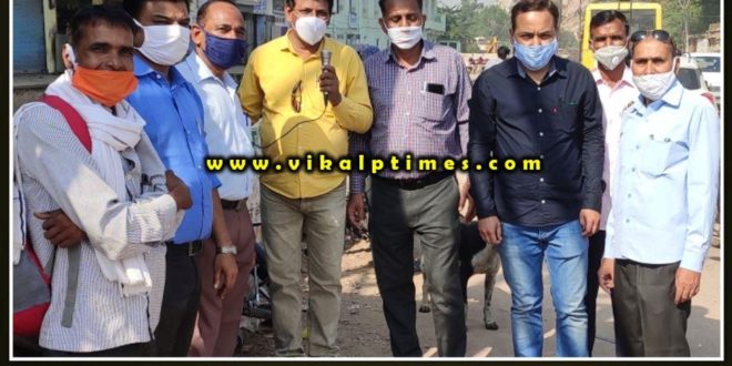 Distribute masks to people at sawai madhopur
