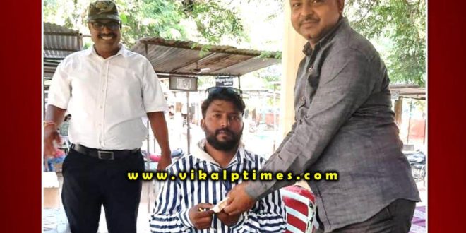 Masks distributed on the occasion of govind singh Dotasara birthday