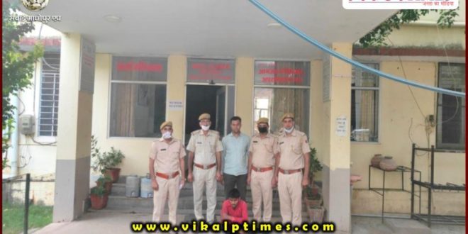 Police disclosed the incident of theft in car at sawai madhopur