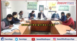 District election officer gave instructions to review election preparations