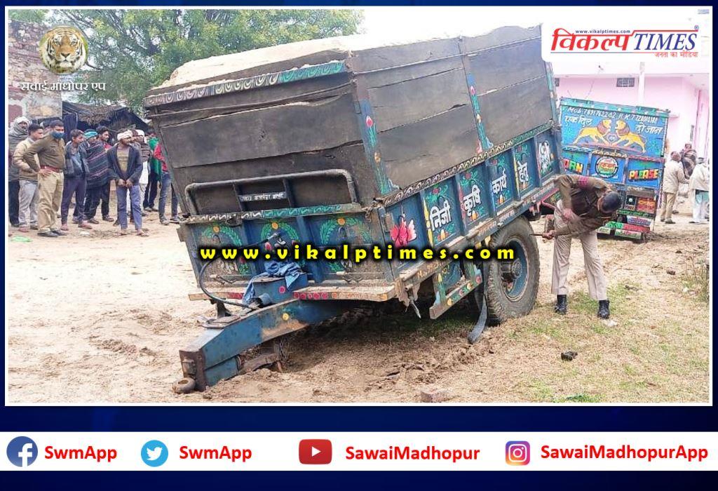 Police action on illegal gravel mining in Sawai madhopur