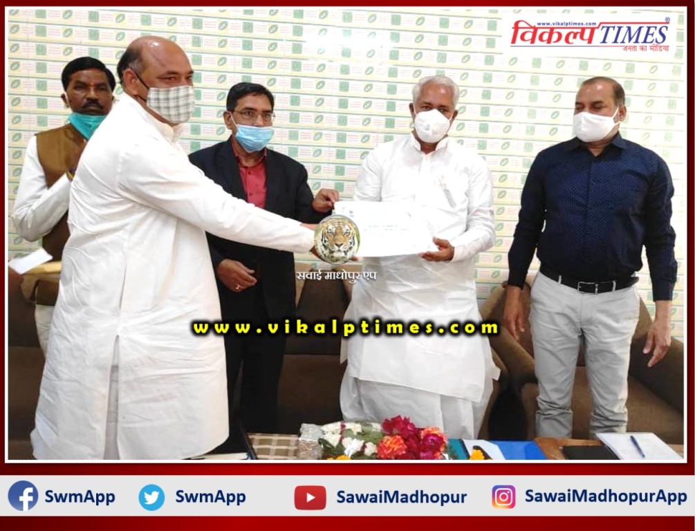 Progressive farmers honored in Sawai Madhopur