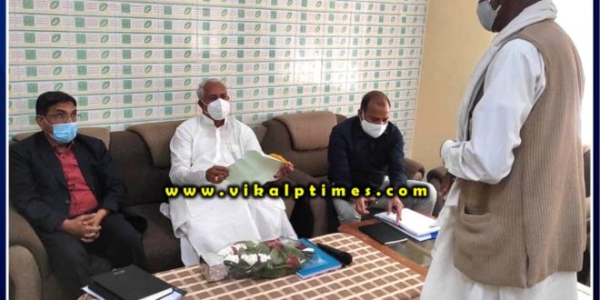 Strict action will be taken against officials who do not solve the problem on time