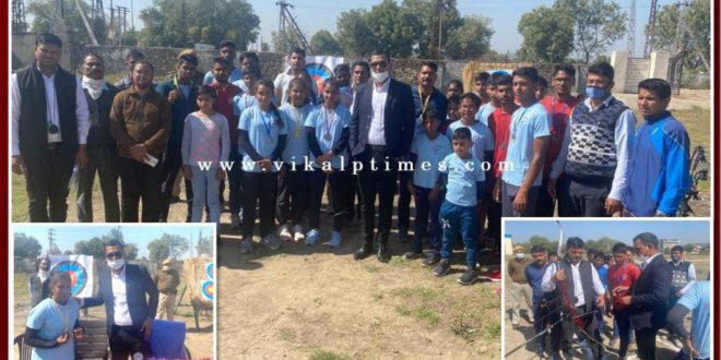 Yashasawi and Rohitash won gold medal in archery competition in Sawai Madhopur