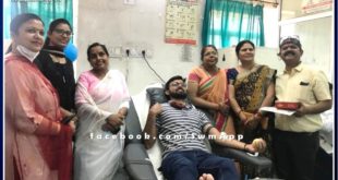 Blood donation camp organized on the occasion of social worker Deepika's birthday