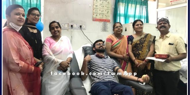 Blood donation camp organized on the occasion of social worker Deepika's birthday