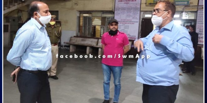 Collector Rajendra Kishan reached General Hospital, expressed displeasure over the entry of dogs and cows