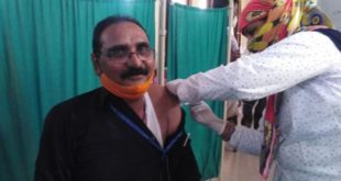 Teachers vaccinated second dose of Corona vaccine in Chauth ka barwada
