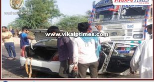 Truck collision the car five people died an accident in jalore