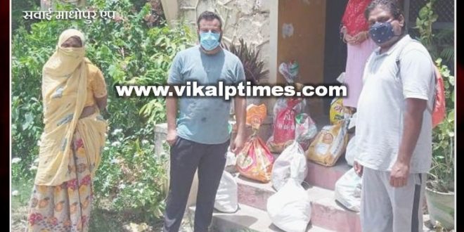 Distributed food item to the needy people in sawai madhopur