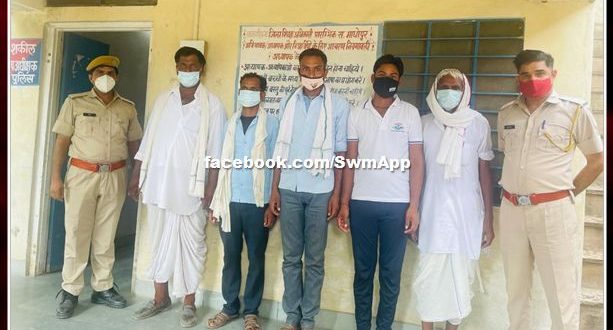 5 accused absconding from 6 months wanted in SC ST Act arrested