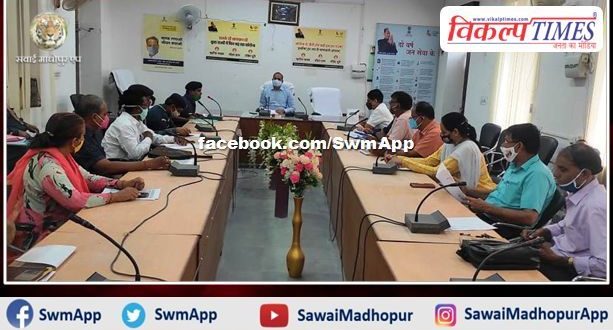 Give encouragement to the girls under our Lado, the officers should monitor it continuously- Collector