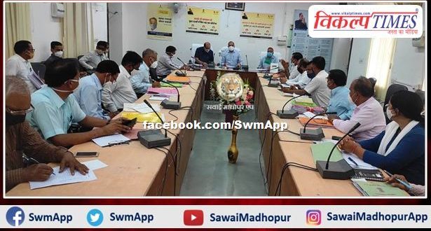 Necessarily dispose of cases of non-khatedari to khatedari rights by July 31- Collector