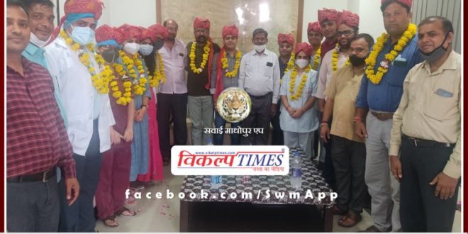 Agrawal youth organization honored doctors in sawai madhopur
