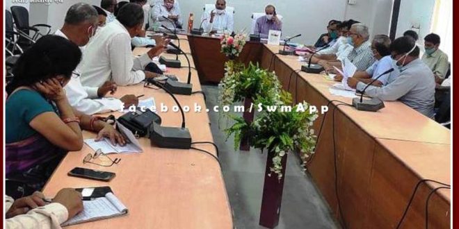 Collector entrusted the responsibilities to the officials for the successful conduct of the reet examination
