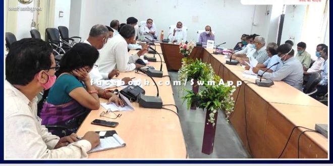 Collector instructed to work by making a micro plan for vaccination in sawai madhopur