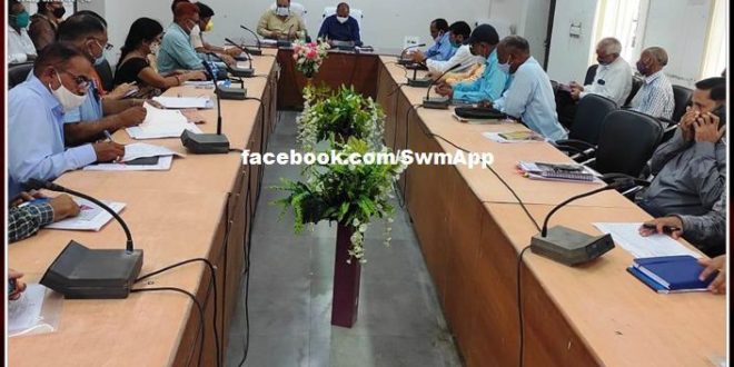 Officers should work dedicatedly to achieve the goal-Collector