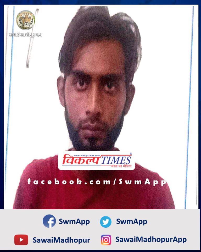 Police arrested the accused of robbery with the businessman in gangapur city