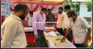 Collector Prashasan cities Ke Sang Abhiyan inspected the camp
