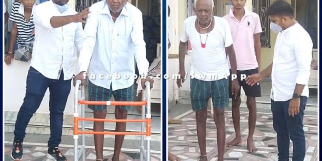 Physiotherapist Dr. Ganpat is giving best treatment to patients in sawai madhopur Rajasthan
