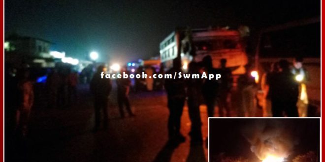 Fierce collision between 2 cars on Lalsot-Kota mega highway in sawai madhopur