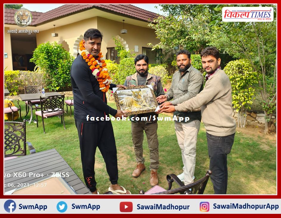 Indian cricket team fast bowler Pankaj Singh welcome in sawai madhopur