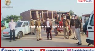 Police seized two Tractor-trolley while transporting illegal gravel in sawai madhopur