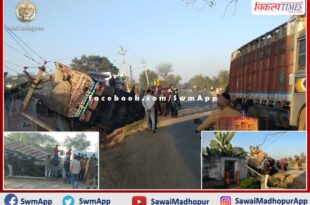 A truck full of wheat sacks entered the temple uncontrollably in sawai madhopur