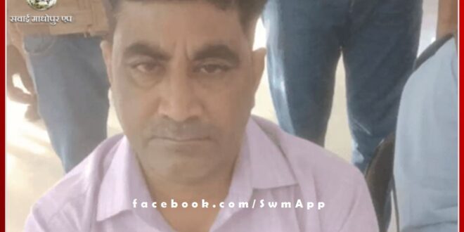 ACB action in Alwar UIT, caught the junior clerk taking bribe of 22 thousand
